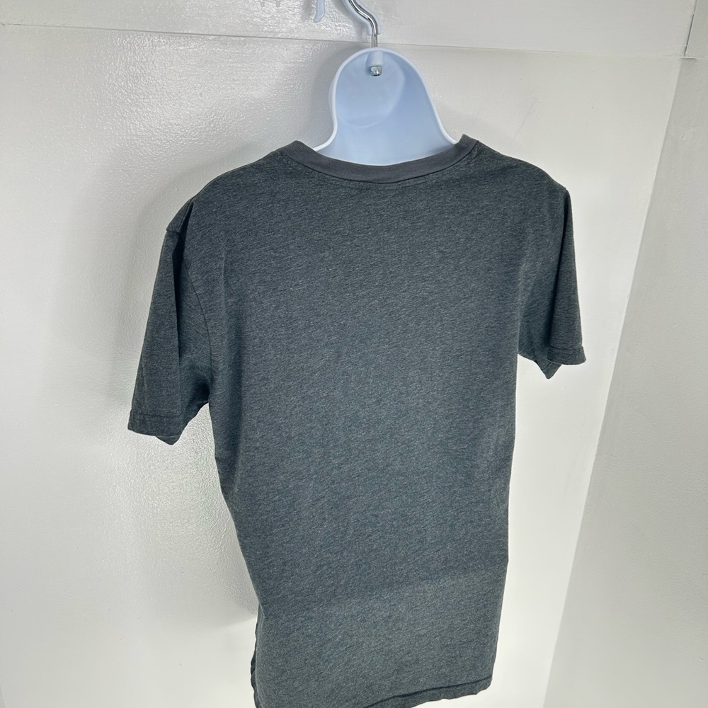 GymShark Retro Logo Shirt Womens Small Big Shark Logo Gym Active Run Athlesiure - Picture 8 of 11